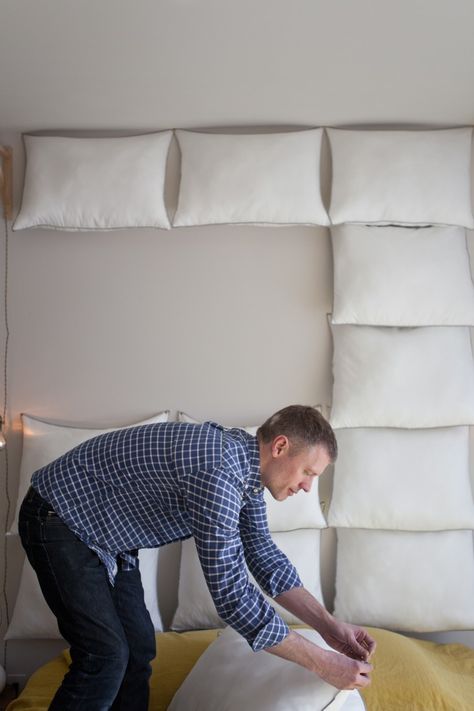 Just Add Pillows: The DIY Headboard for $35 Diy King Size Headboard, Bed Headboard Ideas, Foam Headboard, Headboard Makeover, Bed Without Headboard, Quilted Headboard, Creative Headboard, Diy Bed Headboard, Diy Wood Headboard