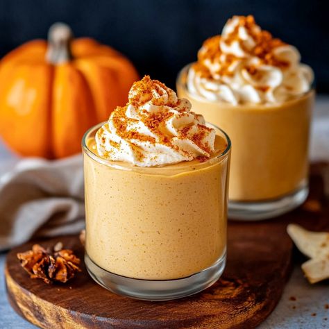 Mini Pumpkin Mousse Cups, Pumpkin Spice Mousse Recipe, Pumpkin Moose Recipe, Pumpkin Spice Mousse, Easy Pumpkin Mousse, Pumpkin Mousse Recipe Easy, Healthy Pumpkin Mousse, Quick Pumpkin Desserts, Pumpkin Mousse Cake