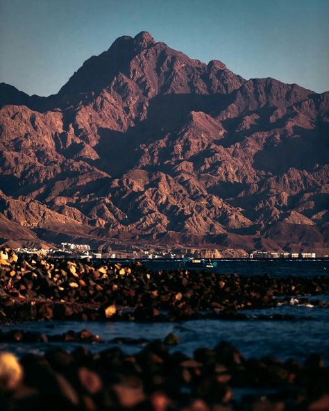 Sinai Aesthetic, Dahab Egypt Photography, Dahab Egypt, Sinai Egypt, Egypt Tourism, Egypt Resorts, Egypt Aesthetic, Egyptian Women, Tourism Poster