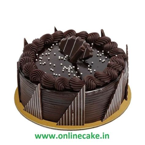 Chocolate Dutch Cake, Truffle Cake Decoration, Chocolate Truffle Cake Designs, Dutch Truffle Cake, Chocolate Cake Design Ideas Simple, Chocolate Birthday Cake Decoration, Truffle Cake, Candy Birthday Cakes, Chocolate Truffle Cake