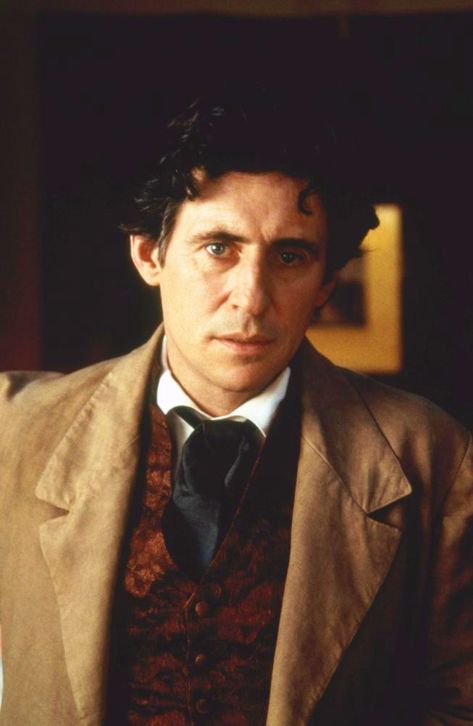 Friedrich Bhaer #littlewomen #1994 #friedrichbhaer #professorfriedrichbhaer #professorbhaer #gabrielbyrne Professor Bhaer, Friedrich Bhaer, Little Women Costumes, Gabriel Byrne, Irish Actors, Woman Movie, Chick Flicks, Louisa May Alcott, Gossip News