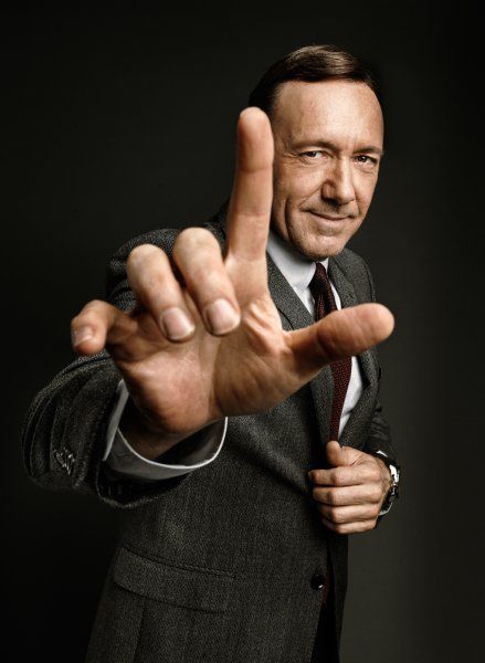 Kevin Spacey - GQ Men of the Year 2013 - Power Broker Mehr Men's Portrait Photography, Male Portrait Poses, Shooting Studio, Headshot Poses, Corporate Portrait, Portrait Photography Men, Photographie Portrait Inspiration, Corporate Photography, Kevin Spacey