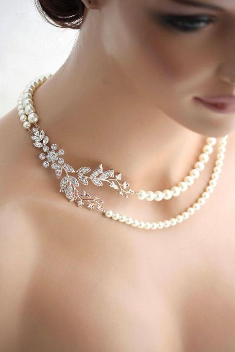 Double Strand Pearl Necklace, Gold Bridal Necklace, Bridal Pearl Necklace, Pearl Necklace Designs, Diamond Necklace Designs, Pearl Jewelry Wedding, Fancy Jewellery, A Necklace, Girly Jewelry