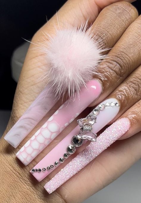 Pom Pom Nail Design, Fye Nails, Special Nails, Red Acrylic Nails, Pink Ombre Nails, Grunge Nails, Dope Nail Designs, Short Square Acrylic Nails, Crazy Nails