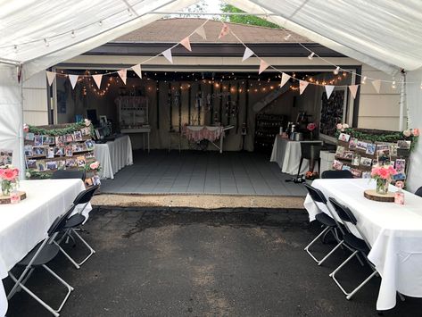 Decorating Garage For Graduation Party, Graduation Garage Party Ideas, Grad Party Venue Ideas, Driveway Party Ideas, Grad Party Garage Set Up, Garage Grad Party, Garage Graduation Party, Garage Birthday Party Ideas, Garage Graduation Party Ideas