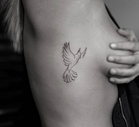 Tumblr, Bird Outline Tattoo, Tattoo On Ribs, Aa Tattoos, Simple Bird Tattoo, Destroy What Destroys You, Parrot Tattoo, Bird Outline, Crazy Tattoos