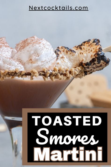 Looking for a fun and unique cocktail recipe that's perfect for a cozy night in? Our Toasted S'mores Martini Recipe is just what you need! Made with a combination of rich decadent ingredients, this cocktail is like a grown-up version of everyone's favorite campfire treat. Get the recipe now and start sipping on your own Toasted S'mores Martinis - it's the perfect way to indulge your sweet tooth! Toasted Marshmallow Martini, S’mores Martini Recipe, Toasted Marshmallow Cocktail, S’mores Martini, Smores Martini Recipe, Marshmallow Cocktail, Smores Martini, Warm Winter Cocktails, Marshmallow Smores