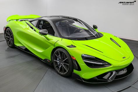 Green Mclaren, Mclaren 765 Lt, 2023 Mclaren, Mclaren 765lt, Cars Mclaren, Cool Truck Accessories, Trunk Ideas, Car Decorations Interior, Mclaren Senna