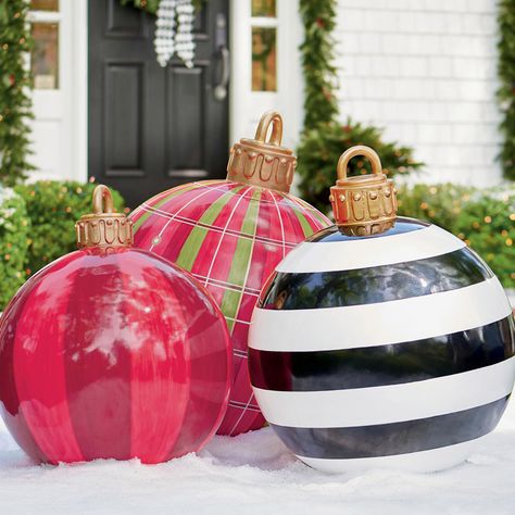 Massive Outdoor Christmas Ornaments Foxed Mirror, Large Outdoor Christmas Ornaments, Inflatable Christmas Tree, Giant Christmas Ornaments, Large Christmas Ornaments, Yard Ornaments, Christmas Balls Decorations, Inflatable Decorations, Christmas Yard Decorations