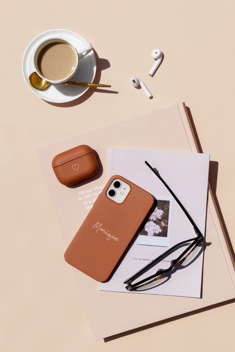 Australian lifestyle brand, Beysis, has just launched a new range of personalised tech accessories. Create a matching set for you or your love one and get free personalisation and fast dispatch. Iphone Case Collection, Makeup Gift Sets, Custom Iphone Cases, Makeup Gift, Unique Personalized Gift, Personalized Gifts For Her, Instagram Blog, Airpod Case, Makeup Case