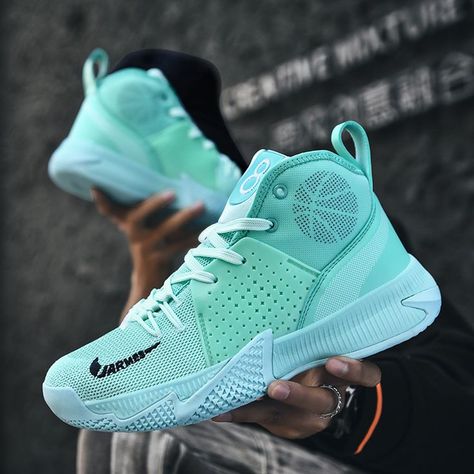 Basketball Shoes Design, Womens Basketball Outfits, Cool Basketball Shoes Women, Basketball Sneakers Womens, Cute Basketball Shoes Women, Basketball Shoes Jordan, Aesthetic Basketball Shoes, Nike Basketball Shoes Womens, Girl Basketball Shoes