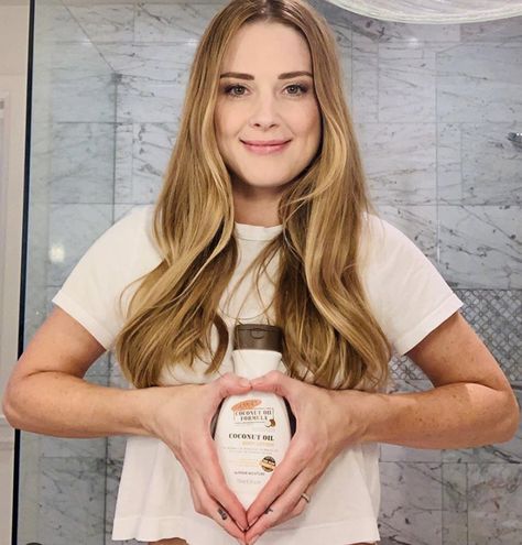 Mel Monroe, Coconut Oil Body Lotion, Coconut Oil Lotion, Copper Blonde Hair, Alexandra Breckenridge, Coconut Oil Body, Virgin River, Copper Blonde, French Hair