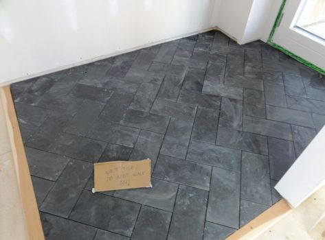 Flooring Pattern Ideas, Slate Herringbone Tile Floor, Grey Slate Bathroom, Flooring Ideas Tile, Slate Bathroom Floor, Kitchen Herringbone, Slate Bathroom, Herringbone Tile Floors, Flooring Pattern