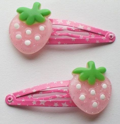 Strawberry Hair, Hair Acessories, Kawaii Accessories, Cute Accessories, J Fashion, Kawaii Clothes, Strawberry Shortcake, Kawaii Fashion, Cute Stuff