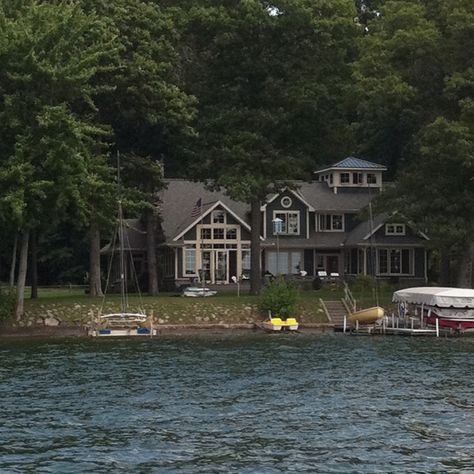 Michigan Lake House, Abby Jimenez, Lake Houses Exterior, Cottage Lake, Lakeside Living, Dream Life House, Lakefront Homes, Countryside House, River House