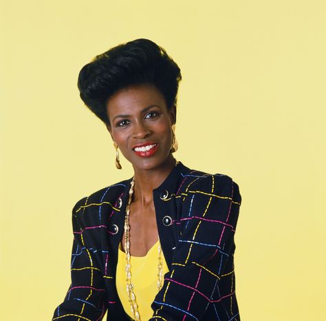 Janet Hubert, Aunt Viv, Christmas Eve Service, 90s Actresses, Lori Loughlin, Fresh Prince Of Bel Air, Prince Of Bel Air, College Admissions, Federal Prison