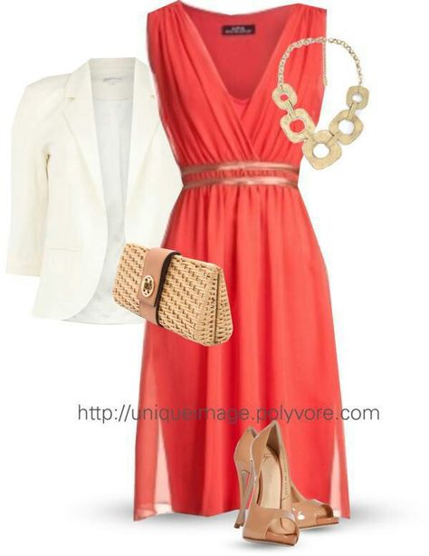 Pretty Spring Jacket, Coral Dress, White Blazer, Guest Outfit, Trendy Wedding, Mode Inspiration, Night Outfits, Fashion Sense, Look Fashion