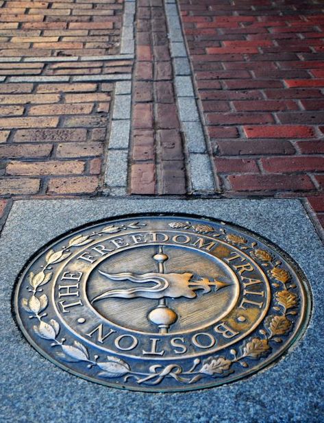 Freedom Trail Boston, Battle Of Bunker Hill, Bunker Hill Monument, Boston Vacation, Architecture Unique, Downtown Boston, Freedom Trail, Boston Common, Bunker Hill