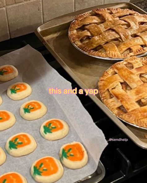 HAPPY OCTOBER ! Baking Fall, Fall Date Ideas, Fall Autumn Aesthetic, Dinner Aesthetic, Happy October, Preppy Fall, Pumpkin Spice Season, Personal Identity, Fall Food