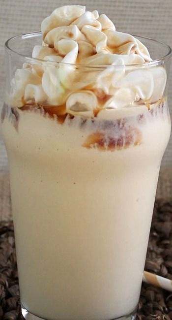 Kahlua and Cream Milkshake Kahlua And Cream, Chocolate Milkshake, Boozy Drinks, Milkshake Recipes, Jello Shots, Alcohol Drink Recipes, Frozen Drinks, Smoothie Shakes, Drinks Alcohol Recipes