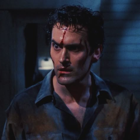 Ash Williams Funny, Ash Williams Pfp, Ash Williams Fanart, Evil Dead Aesthetic, Ash Williams Icon, Evil Dead Wallpaper, Bruce Campbell Ash, Bruce Campbell Evil Dead, Nier Characters