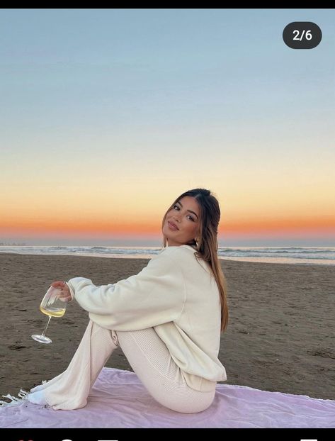 Better Is Coming, Winter Beach Outfit, Sunset Beach Pictures, Fall Beach, Beach Instagram Pictures, Winter Beach, Beach Bonfire, Beach Pictures Poses, Beach Shoot