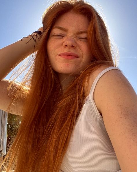 Ginger Teen, Redhead Aesthetic, Skater Girl Aesthetic, Ginger Head, Wild Ginger, Skater Girl, Strawberry Blonde Hair, Ginger Girls