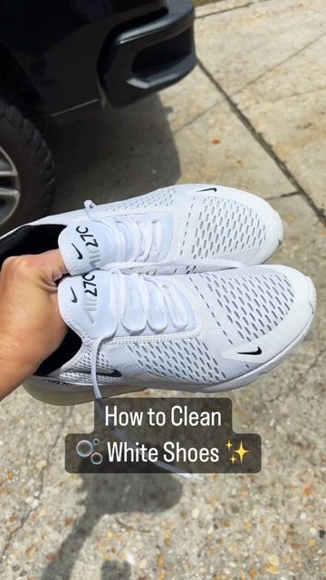 White Tennis Shoe Cleaning Hacks, Diy Clean White Shoes, How To Clean My White Shoes, How To Clean Shoes In Washer, Cleaning White Cloth Shoes, Outfits With 270 Nike Shoes, How To Clean White Air Max 270, Cleaning Nike Air Max, Clean White Cloth Shoes