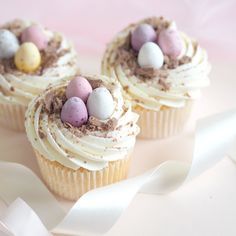 Six Ideas For Your Easter Cupcake Baking - Love Catherine Easter Cupcake Flavors, Easter Bake, Easter Cupcake Recipes, Easter Themed Treats, Easter Pastries, Easter Cake Decorating, Beautiful Baking, Egg Cupcakes, Easter Cupcake