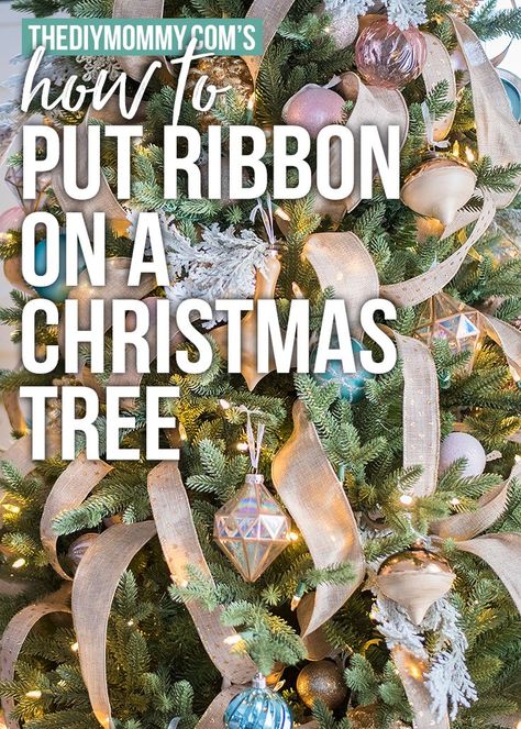 Natal, Christmas Tree Decorations Ribbon, Ribbon Tree, Burlap Christmas Tree, Christmas Tree Bows, Christmas Tree Decorations Diy, Real Christmas Tree, Ribbon On Christmas Tree, Burlap Christmas