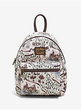 School Ground, Chocolate Frogs, Harry Potter Bag, Harry Potter Backpack, Harry Potter School, Harry Potter Accessories, Harry Potter Merch, Drawn Map, Loungefly Bag