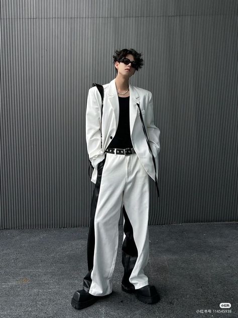 Korean Fancy Outfits Men, Y2k Formal Outfit Men, White Outfits For Boys, Y2k Suit, Blazer Streetwear, Korean Street Fashion Men, Kpop Fashion Men, Black Outfit Men, High Fashion Men