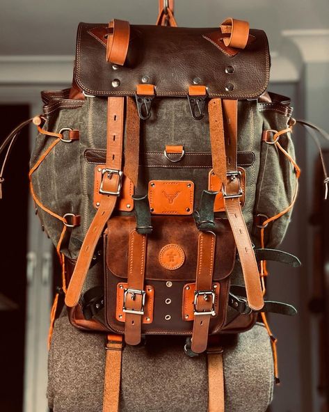 Limited Handmade Waxed Canvas Backpack 50 L Leather - Etsy Canada Bushcraft Backpack, Digital Payment, Backpack For Travel, Waxed Canvas Backpack, Handmade Leather Backpack, Retro Backpack, Handmade Leather Belt, Bushcraft Camping, Vintage Backpacks