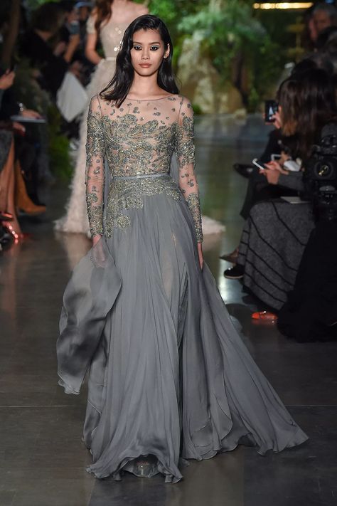 Elie Saab Spring-summer 2015 - Couture Elle Saab, Lux Wedding, Kebaya Wedding, 2015 Couture, Long Frock Designs, Elie Saab Spring, Elie Saab Couture, Bridesmaid Dress Styles, Elegant Dresses Classy