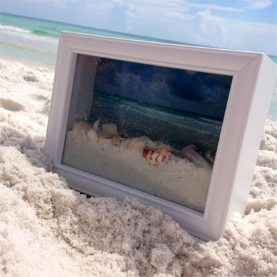 Travel Shadow Boxes, Beach Shadow Boxes, Diy Shadow Box, Vacation Memories, Ocean Decor, Summer Memories, Beach Crafts, Seashell Crafts, Ocean Themes