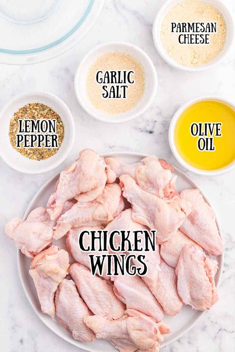 Lemon Wings, Homemade Hot Wings, Chicken Wing Marinade, Wings Chicken, Lemon Pepper Chicken Wings, Lemon Pepper Wings, Crispy Chicken Wings, Air Fryer Chicken Wings, Sweet And Spicy Sauce