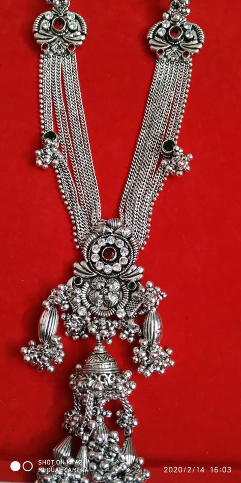 Aarti ornament Kandora Dizain, Kandora Dizain Silver, Waist Jewellery, Payal Designs Silver, Silver Bridal Jewellery, Hair Braiding Tool, Silver Jewelry Accessories, Waist Jewelry, Flower Decorations Diy