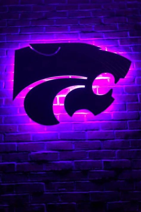 Kansas State Wildcats Wallpaper, Kansas State Football, Ksu Wildcats, College Wallpaper, Kansas University, K State, State Signs, Kansas State University, State Board