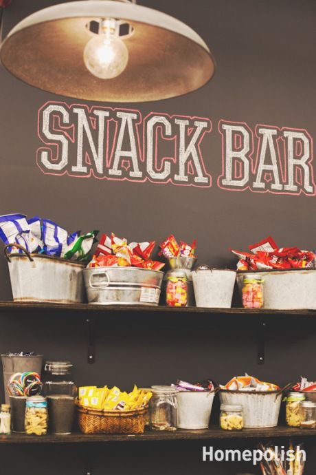 Snack bar. Unique Man Cave Ideas, Bilik Lelaki, Youth Group Rooms, Deco Cinema, Hangout Room, Ultimate Man Cave, Youth Room, Lounge Bar, Woman Cave