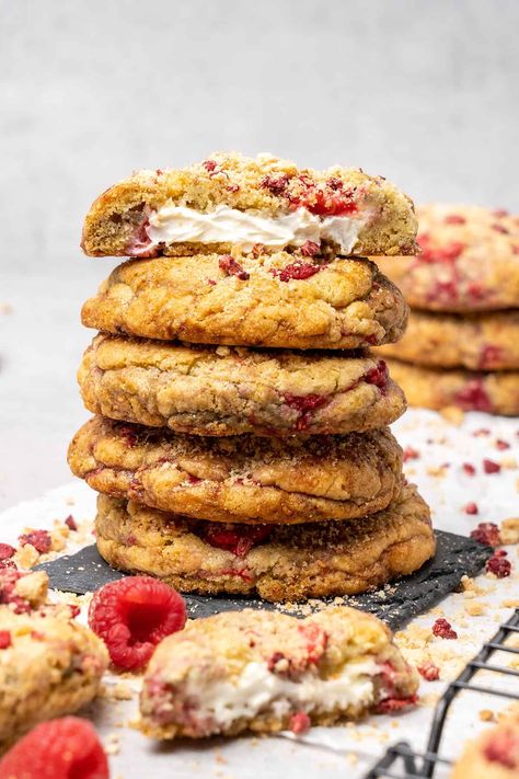 Raspberry Stuffed Cookies, Raspberry Oreo Cheesecake Cookies, Raspberry Baked Goods, Raspberry Cream Cookies, Rasberry Cheesecake Cookies, Raspberry Cream Cheese Cookies, Spatula Desserts, Raspberry Recipes Dessert, Lemon Tiramisu