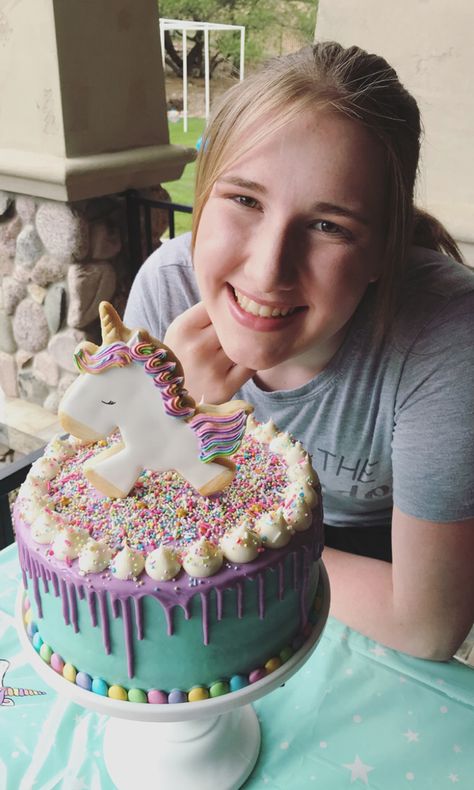 Unicorn Sprinkle Cake, Sprinkle Birthday Cake, Cakes At Home, Sprinkle Birthday, Girly Birthday Cakes, Sprinkles Birthday Cake, 8th Birthday Cake, Unicorn Sprinkles, Perfect Chocolate Cake