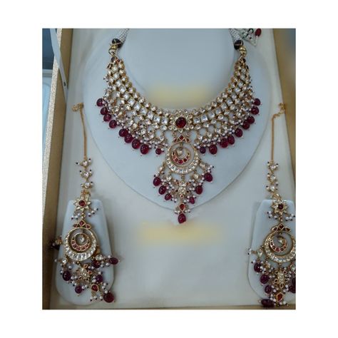 #rajputijewellery #rajasthanijewellery #illustriousdesigns #kundanset #rajputiset #rajputibridalset #bridalset Rajputi Necklace Designs, Rajputi Gold Necklace, Rajputi Necklace Set Gold, Rajputi Jewellery Royal Set, Rajputana Culture, Rajput Jewellery, Necklace Set Indian Bridal Jewelry, Wedding Jewellery Designs, Jadau Jewellery