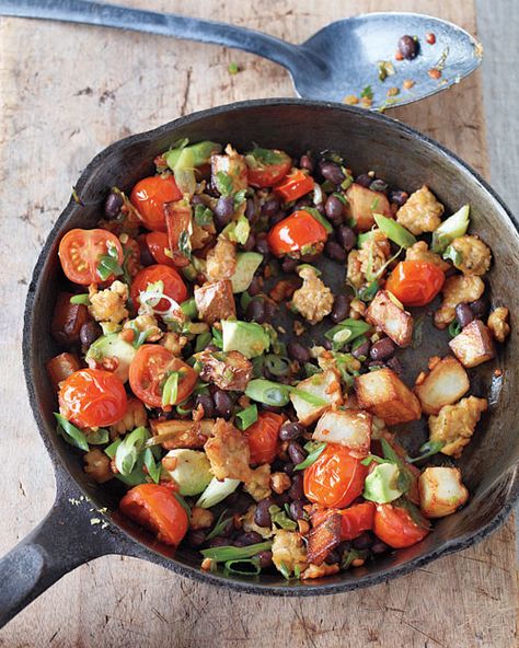 Sweet Potato Home Fries, Spiced Potatoes, Breakfast Sides Dishes, No Meat, Breakfast Hash, Breakfast And Brunch, Potato Hash, Vegetarian Breakfast, Nutritional Yeast