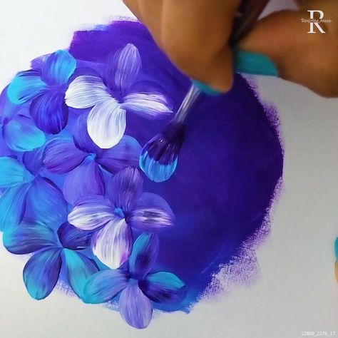 Incredibly Realistic Hydrangeas Painting | art of painting | Incredibly Realistic Hydrangeas Painting | By Colors N Shades-The magical Rendering Hydrangea Painting Acrylic Tutorial, Painting Of Hydrangeas, How To Paint Hydrangeas Acrylic, Hydrangea Painting Easy, Realistic Flower Painting, Paint Hydrangeas, Hydrangeas Painting, Painting Hydrangeas, Mom Painting