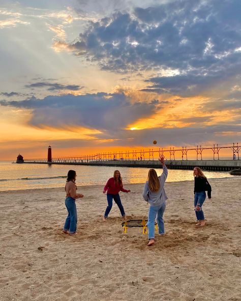 🎉 Exciting News! Grand Haven State Park Beach has been named Michigan’s Best Beach by Reader’s Digest! 🏖️☀️ Come experience the soft sandy shores, stunning sunsets, and endless fun activities this summer at Grand Haven Beach!   #BestBeach #MichiganBeaches #ReadersDigest #SummerFun  📷 : @jenkeefermiller 📍 : Grand Haven, MI 🔗 : See our website for travel info Grand Haven Michigan, South Haven Michigan, South Haven, Michigan Summer, Michigan Beaches, Grand Haven, Senior Trip, Summer Fun List, Travel Info