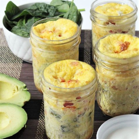 Mason Jar Omelet To-Go | Rachel Good Nutrition Recipes Coddled Eggs Mason Jar, Mason Jar Omelets, Mason Jar Eggs, Coddled Eggs, Cheese Omelette, Egg Dishes, Mason Jar Salad, Good Nutrition, Egg Dish