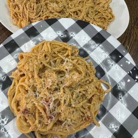 Crockpot Marry Me Chicken Spaghetti - Cooking in the Midwest Cooking In The Midwest Marry Me Chicken, Crockpot Marry Me Chicken Spaghetti, Crockpot Marry Me Chicken Pasta, Marry Me Spaghetti, Marry Me Chicken Spaghetti, Marry Me Chicken Crock Pot, Crockpot Marry Me Chicken, Cooking In The Midwest, Crockpot Chicken Spaghetti