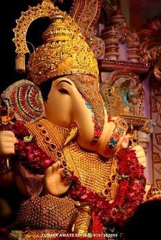 Pune Ganpati, Dagdusheth Ganpati, Ganpati Photo Hd, Indian Astrology, Ganesh Ji Images, Ganpati Bappa Wallpapers, Ganpati Bappa Photo, Ganesh Lord, Shri Ganesh Images