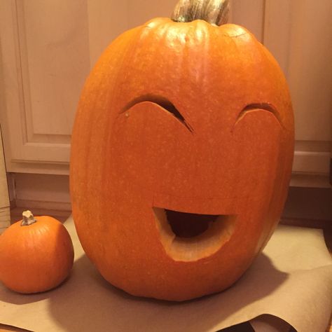 Asian pumpkin Pumpkin Carving Funny Face, Asian Pumpkin Carving, Silly Face Pumpkin, Chiikawa Pumpkin, Funny Pumkin Craving, Easy Pumpkin Carving Patterns, Funny Pumpkin Faces, Pumpkin Face Carving, Easy Pumpkin Carving