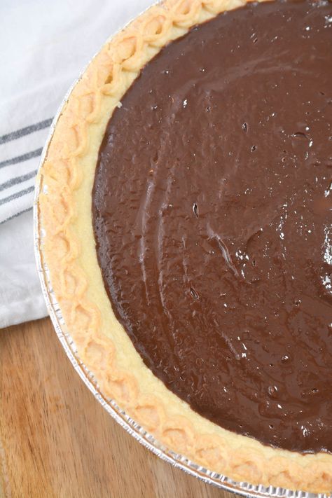 Cocoa Cream Pie, Chocolate Cream Pie With Cocoa Powder, Best Chocolate Pie Recipe, Choc Pie, Easy Chocolate Pie Recipe, Old Fashioned Chocolate Pie, Homemade Chocolate Pie, Easy Chocolate Pie, Chocolate Cream Pie Recipe